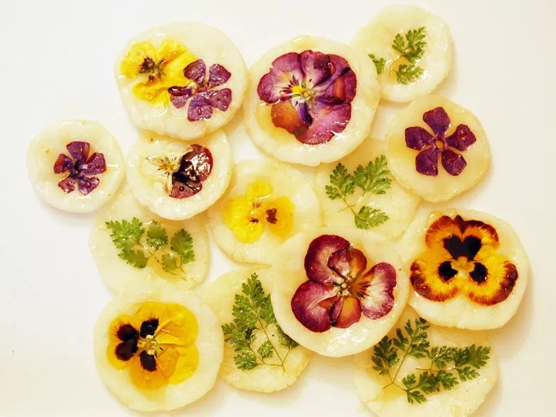 4 Edible Flower Recipes For Dessert