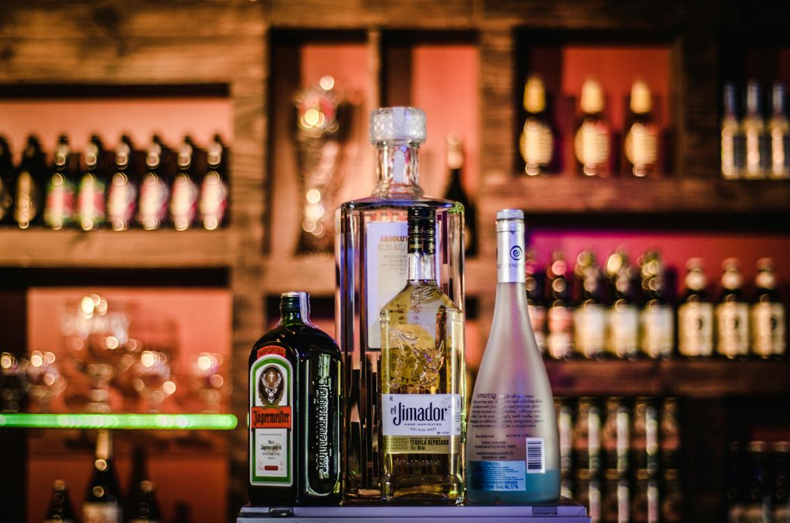 How to Improve Your Drinking Experience: Exploring LemonSoda’s Premium Bar Accessories